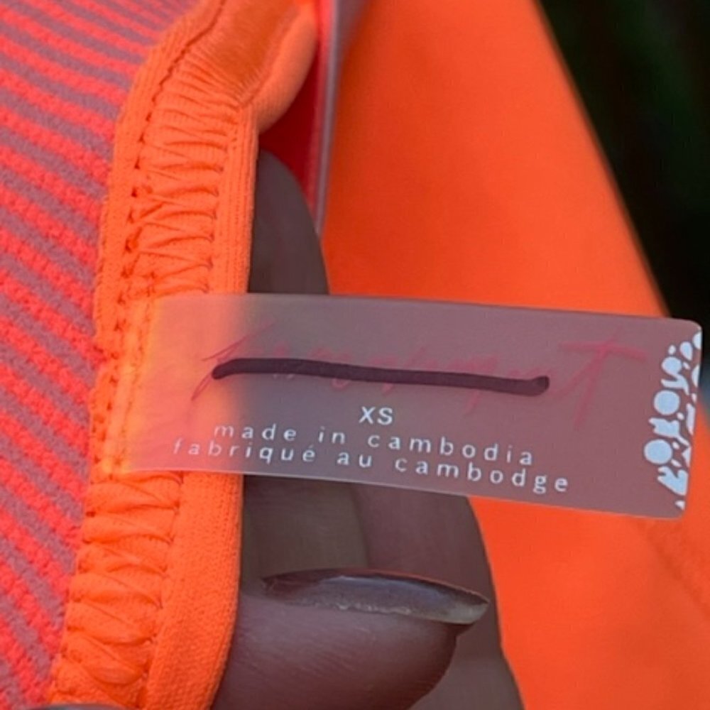 Free People NWOT FP Movement Endurance Leggings Orange Size Extra Small - Picture 11 of 14